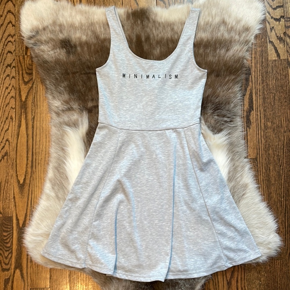 H&M minimalism dress NWT - Picture 1 of 4